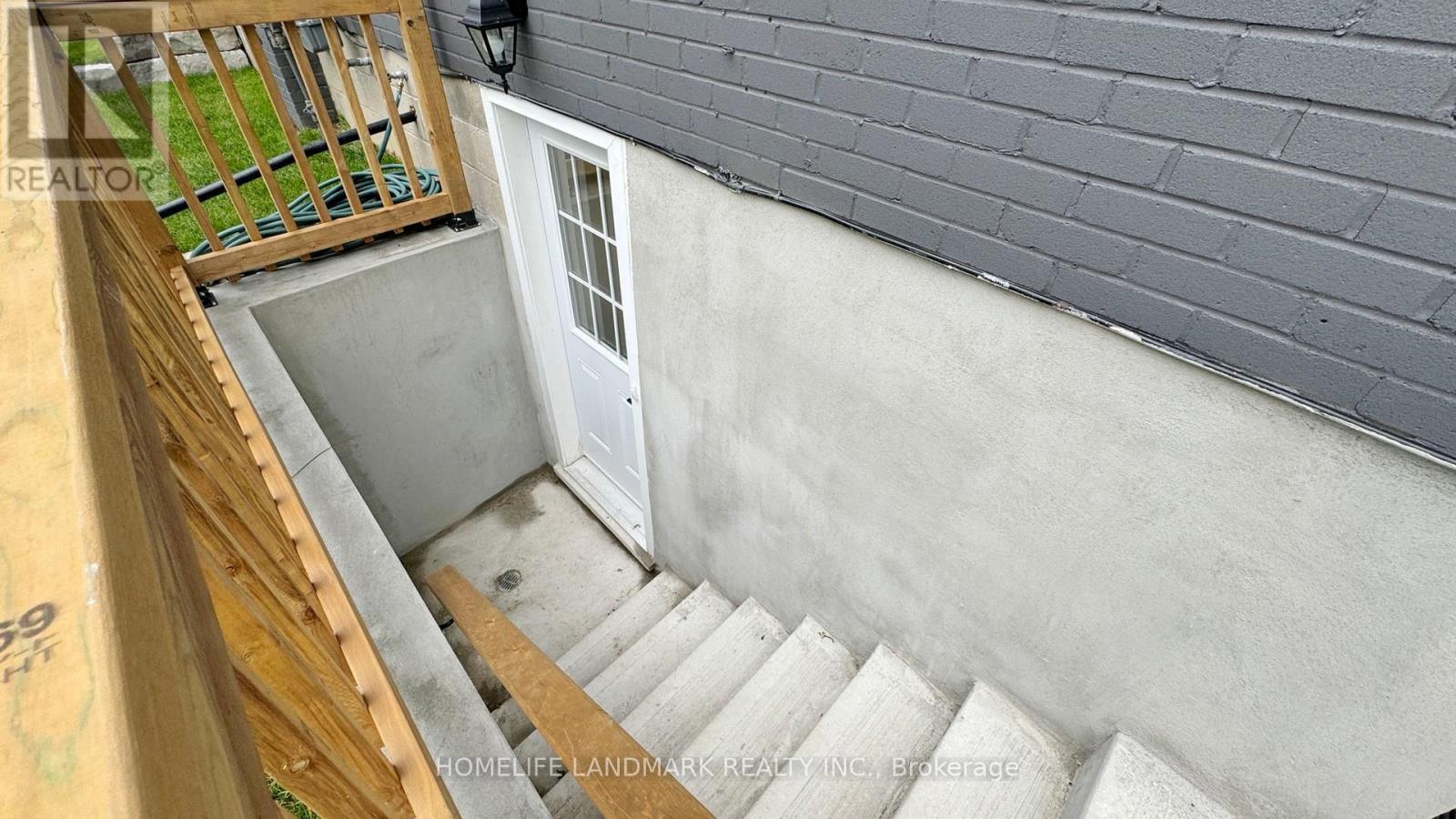 Unit 2 - 1661 Mount Albert Road, East Gwillimbury, ON -