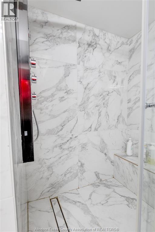 12726 Horwood Crescent Unit# Lower, Tecumseh, ON - Photo Showing Bathroom