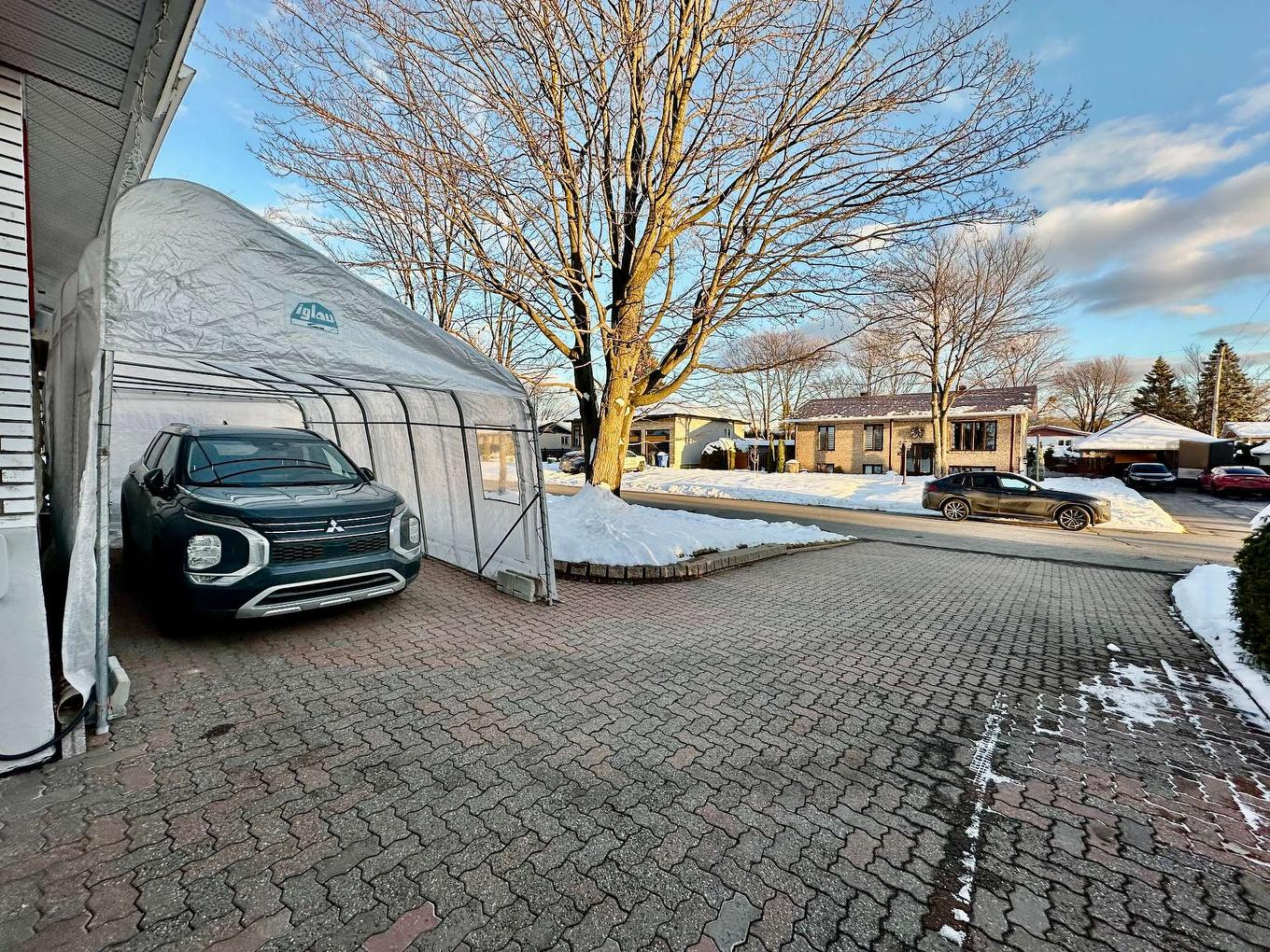 Façade - 9 Rue Lucien-Paquette, Blainville, QC - Outdoor