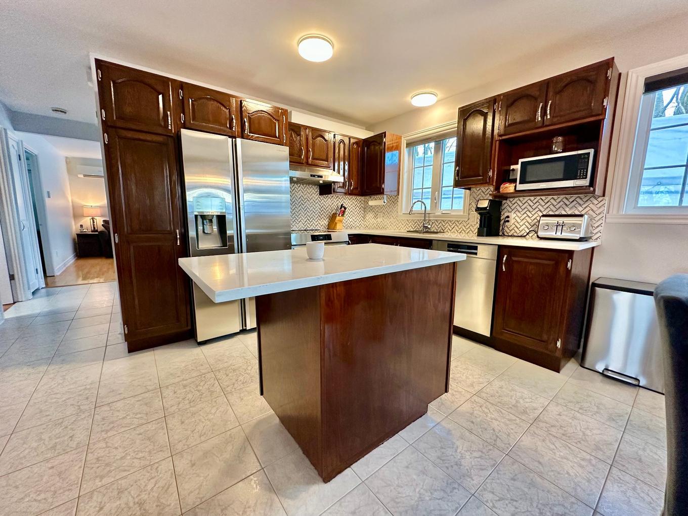 Cuisine - 9 Rue Lucien-Paquette, Blainville, QC - Indoor Photo Showing Kitchen