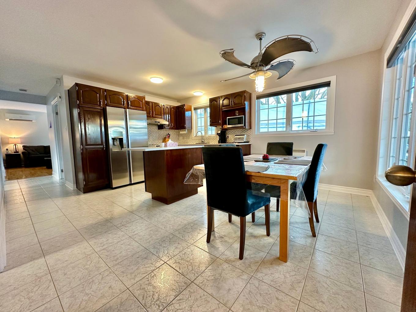 Cuisine - 9 Rue Lucien-Paquette, Blainville, QC - Indoor