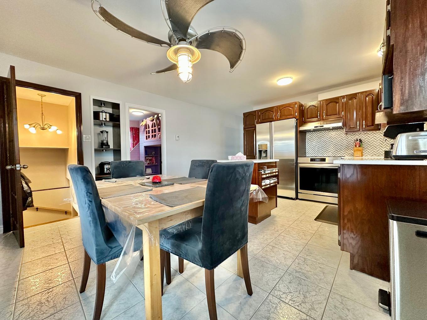 Cuisine - 9 Rue Lucien-Paquette, Blainville, QC - Indoor