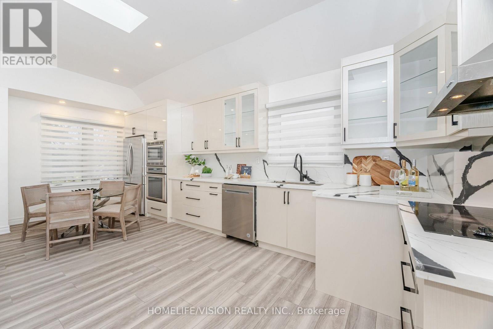 44 Armitage Drive, Toronto, ON - Indoor