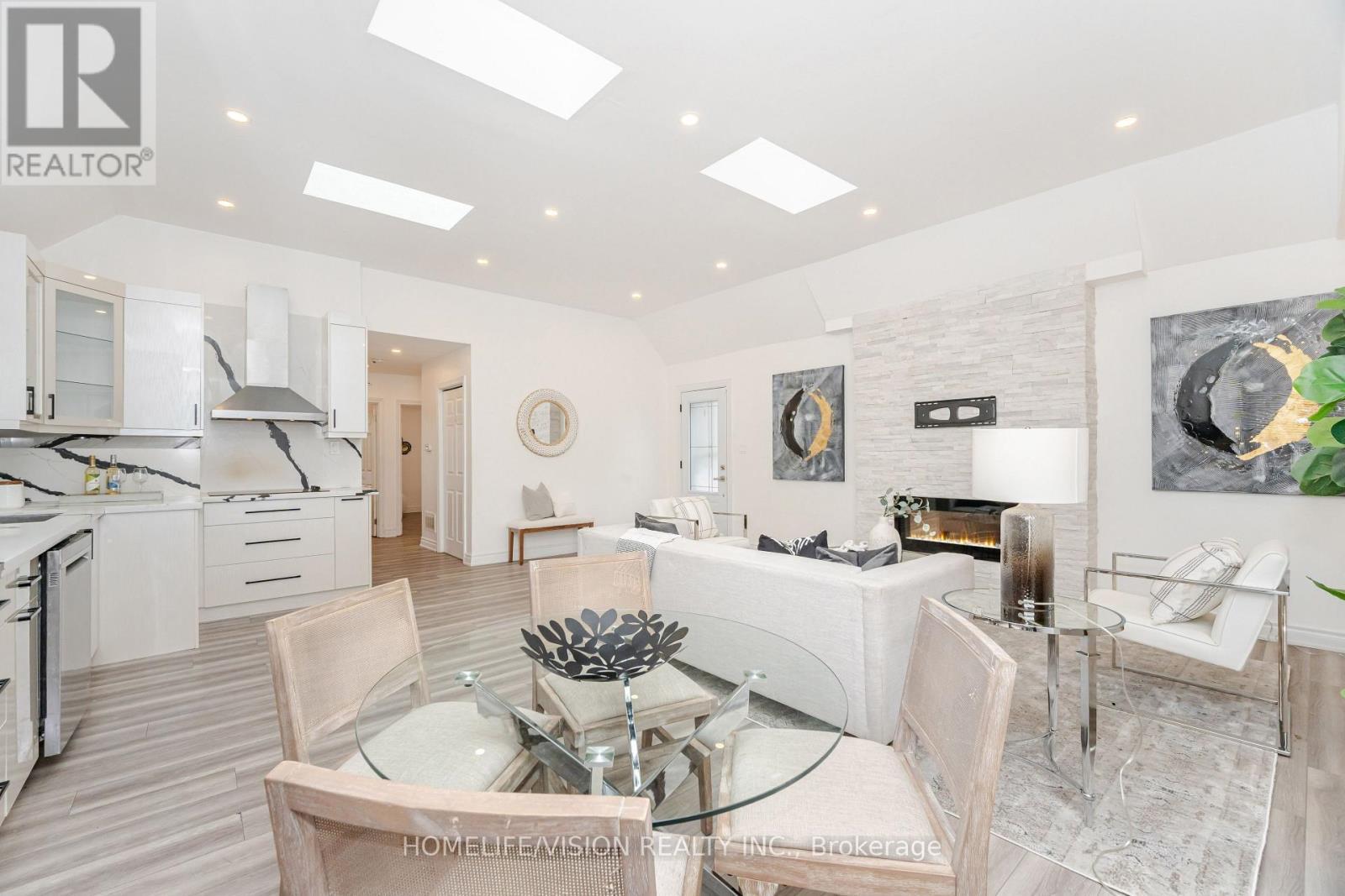 44 Armitage Drive, Toronto, ON - Indoor