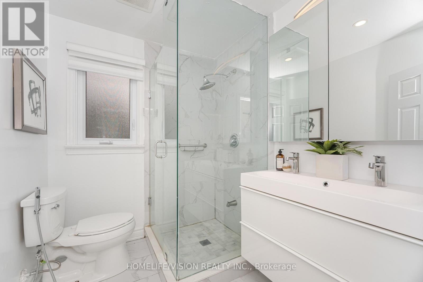 44 Armitage Drive, Toronto, ON - Indoor Photo Showing Bathroom