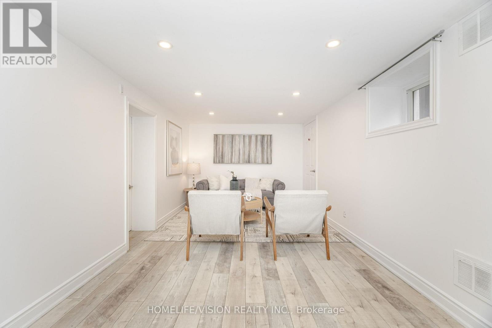 44 Armitage Drive, Toronto, ON - Indoor Photo Showing Other Room