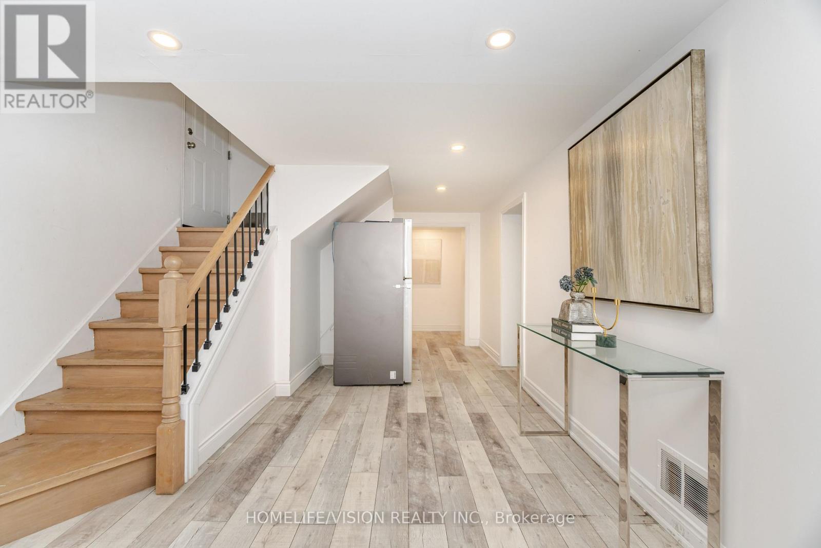 44 Armitage Drive, Toronto, ON - Indoor Photo Showing Other Room