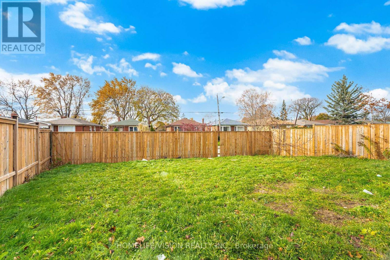 44 Armitage Drive, Toronto, ON - Outdoor With Backyard