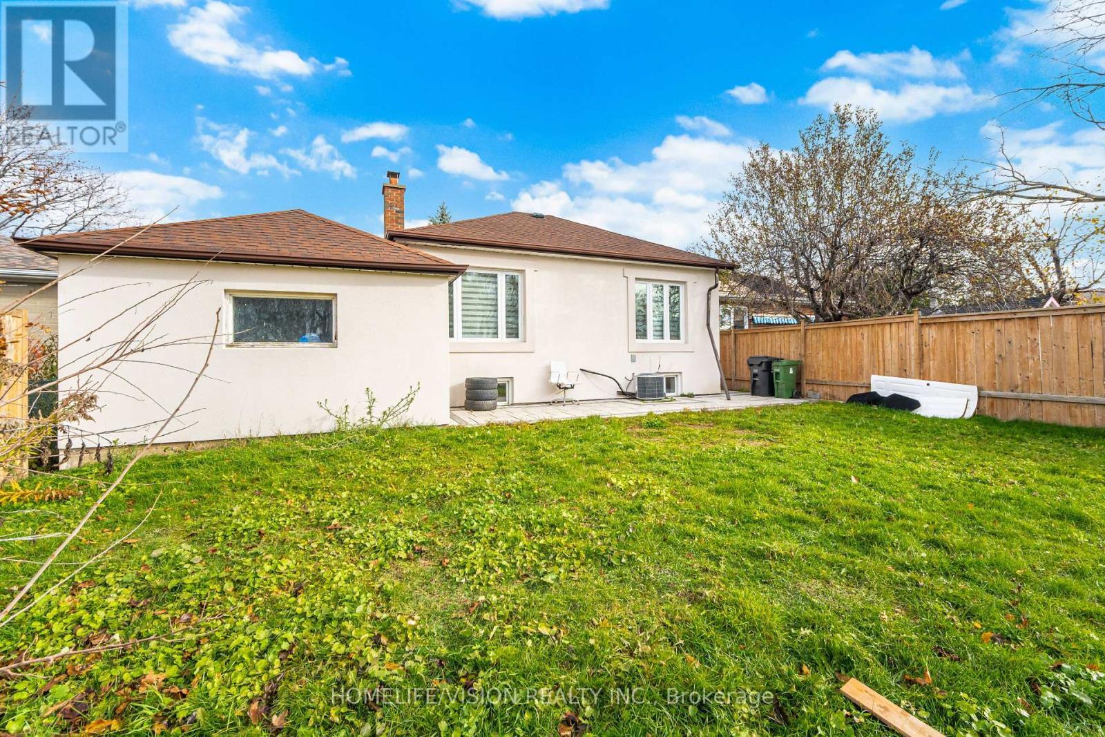 44 Armitage Drive, Toronto, ON - Outdoor