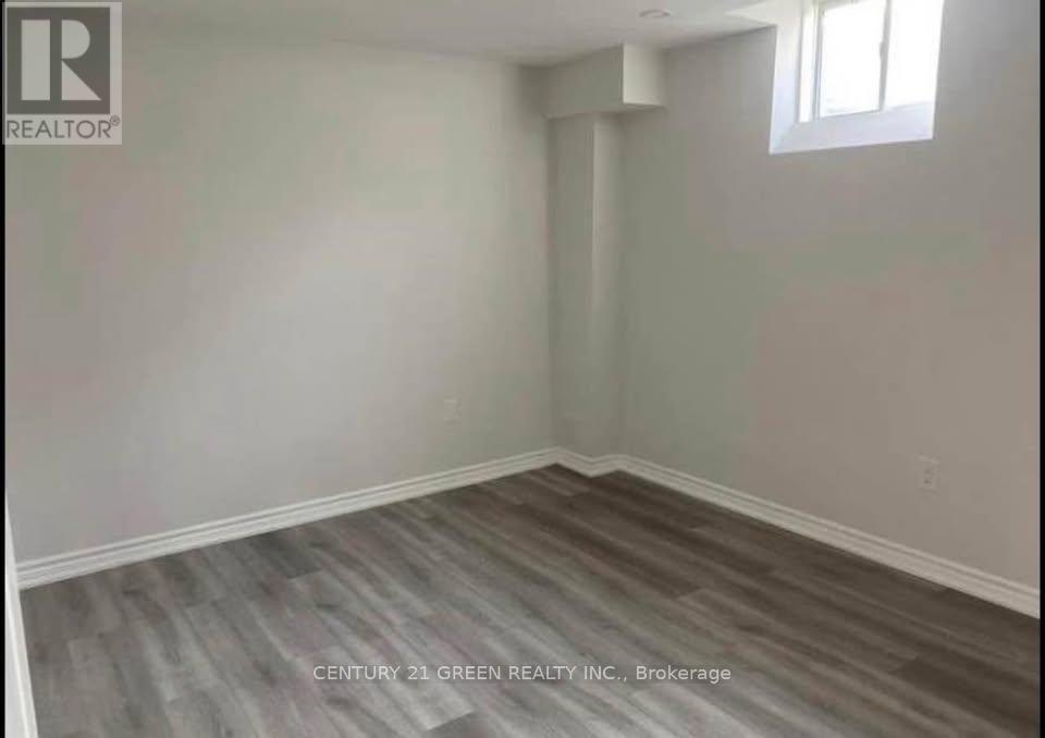 Bsmt - 30 Gillis Road, Brampton, ON - Indoor Photo Showing Other Room