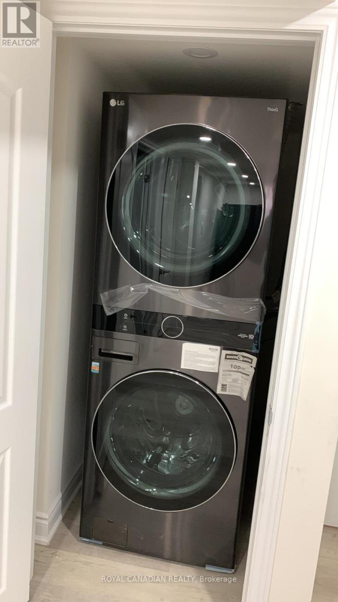 Bsmt - 3 Bushwood Trail, Brampton, ON - Indoor Photo Showing Laundry Room