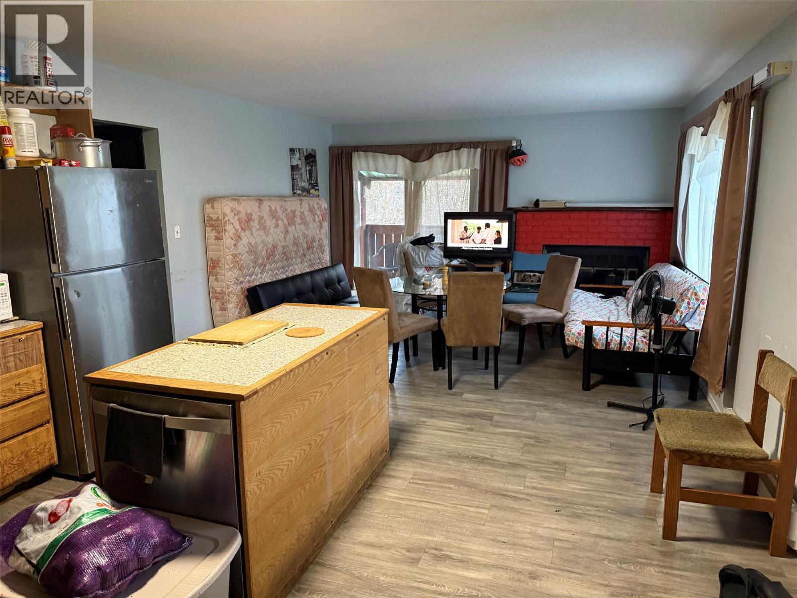 1516 Crease Avenue, Nelson, BC