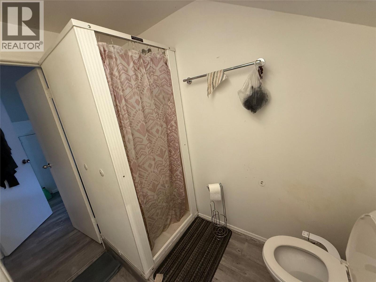 1516 Crease Avenue, Nelson, BC