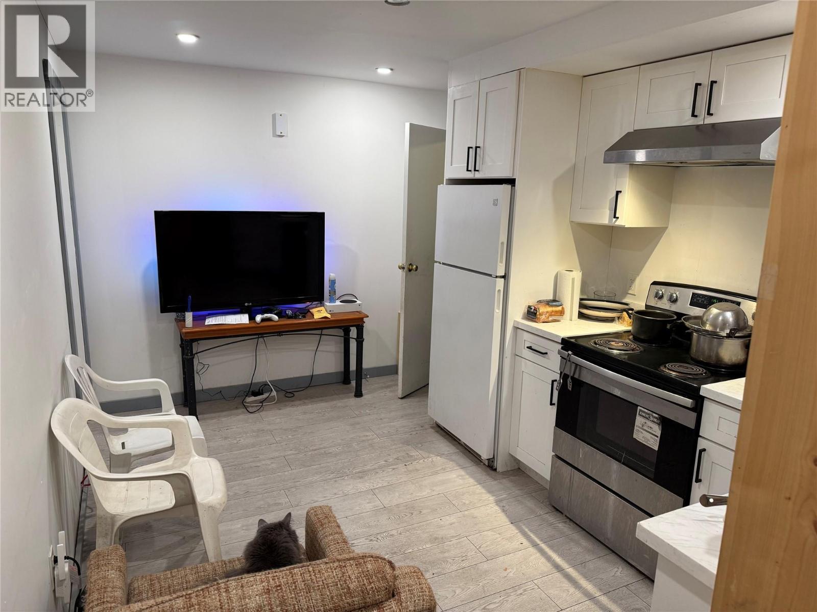 1516 Crease Avenue, Nelson, BC