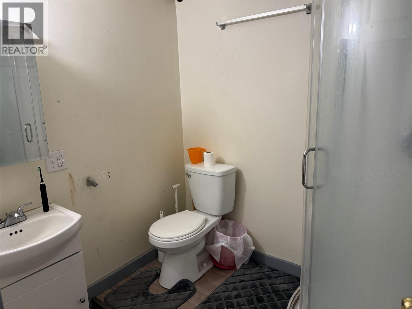 1516 Crease Avenue, Nelson, BC