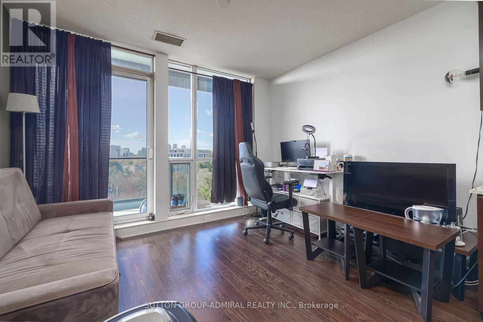 715 - 2885 Bayview Avenue, Toronto, ON - Indoor Photo Showing Office