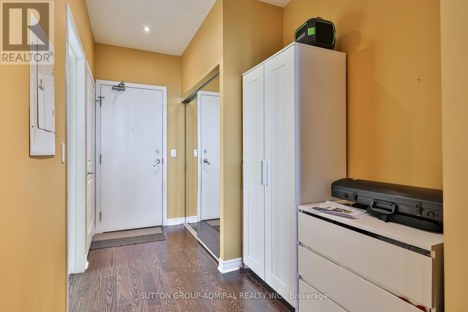 715 - 2885 Bayview Avenue, Toronto, ON - Indoor Photo Showing Other Room