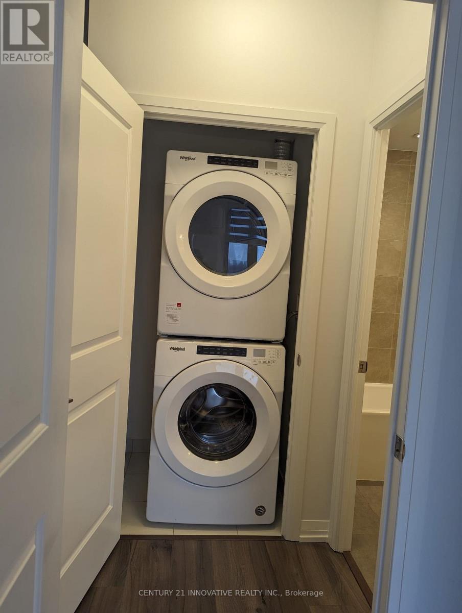 453 - 60 Ann O'Reilly Road, Toronto, ON - Indoor Photo Showing Laundry Room
