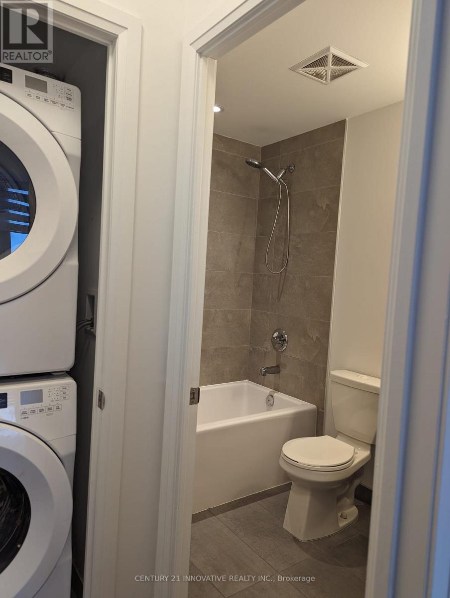 453 - 60 Ann O'Reilly Road, Toronto, ON - Indoor Photo Showing Laundry Room