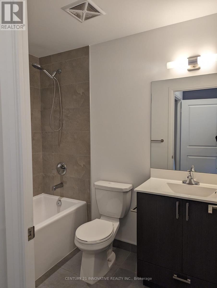 453 - 60 Ann O'Reilly Road, Toronto, ON - Indoor Photo Showing Bathroom
