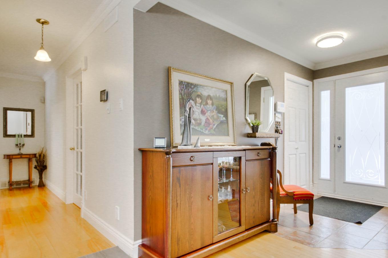 Hall d'entrée/Vestibule - 4380 Rue Monseigneur-De Laval, Trois-Rivières, QC - Indoor Photo Showing Other Room