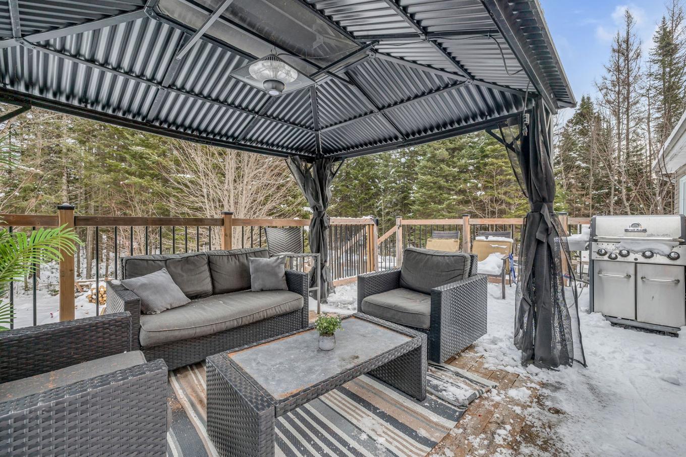 Patio - 8 Rue Kiley, Shannon, QC - Outdoor With Deck Patio Veranda With Exterior