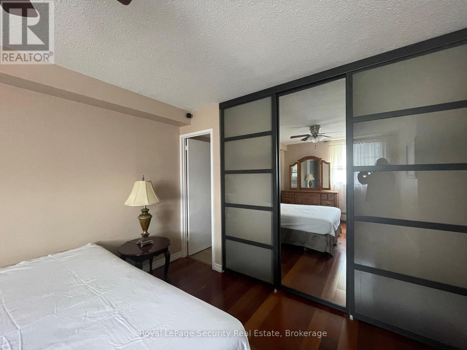 805 - 2556 Argyle Road, Mississauga, ON - Indoor Photo Showing Bedroom