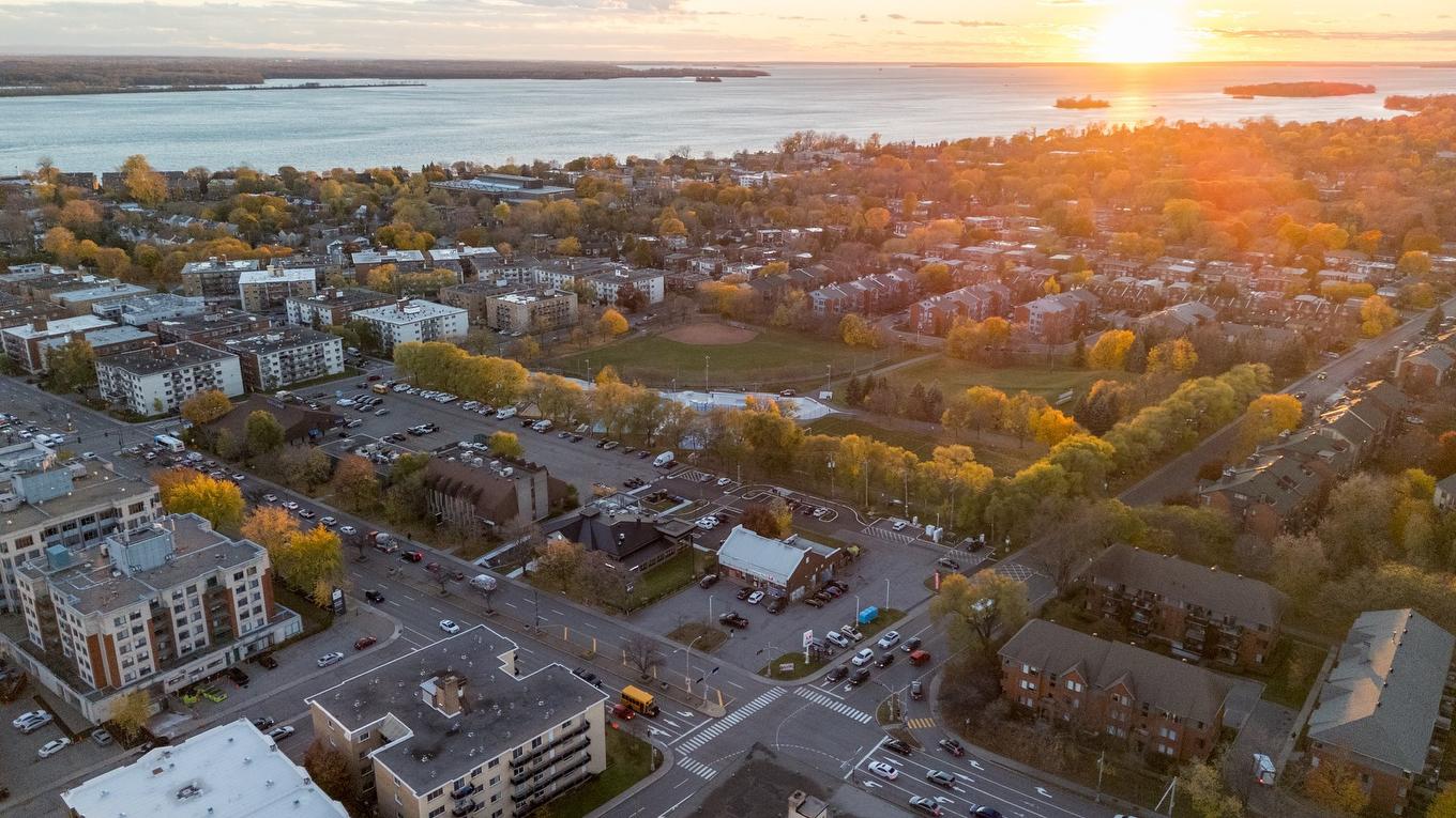 Photo aérienne - 211-740 32E Avenue, Montréal (Lachine), QC - Outdoor With Body Of Water With View
