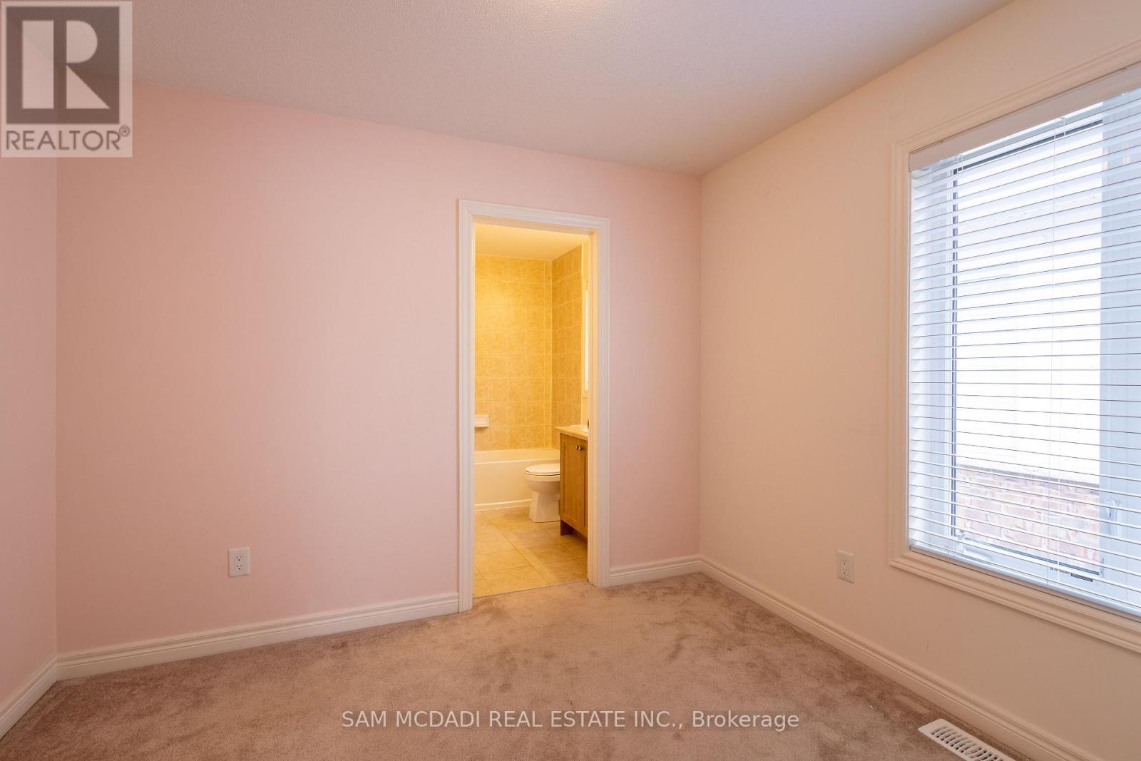 3932 Tufgar Crescent S, Burlington, ON - Indoor Photo Showing Other Room