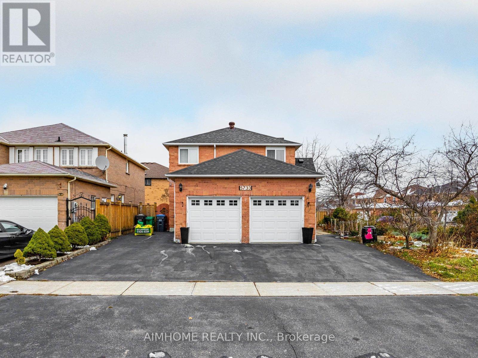 5733 River Grove Avenue, Mississauga, ON