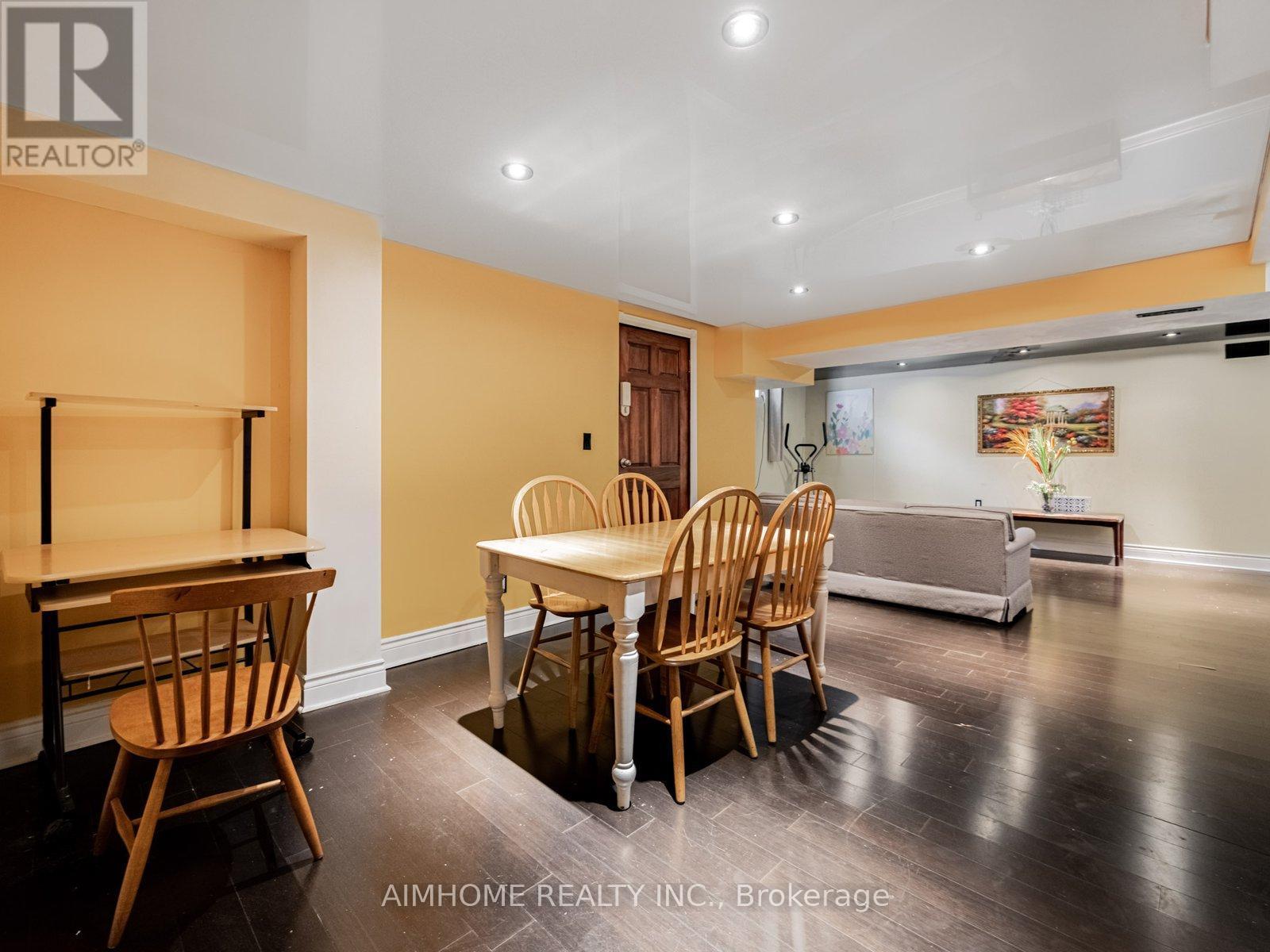 5733 River Grove Avenue, Mississauga, ON