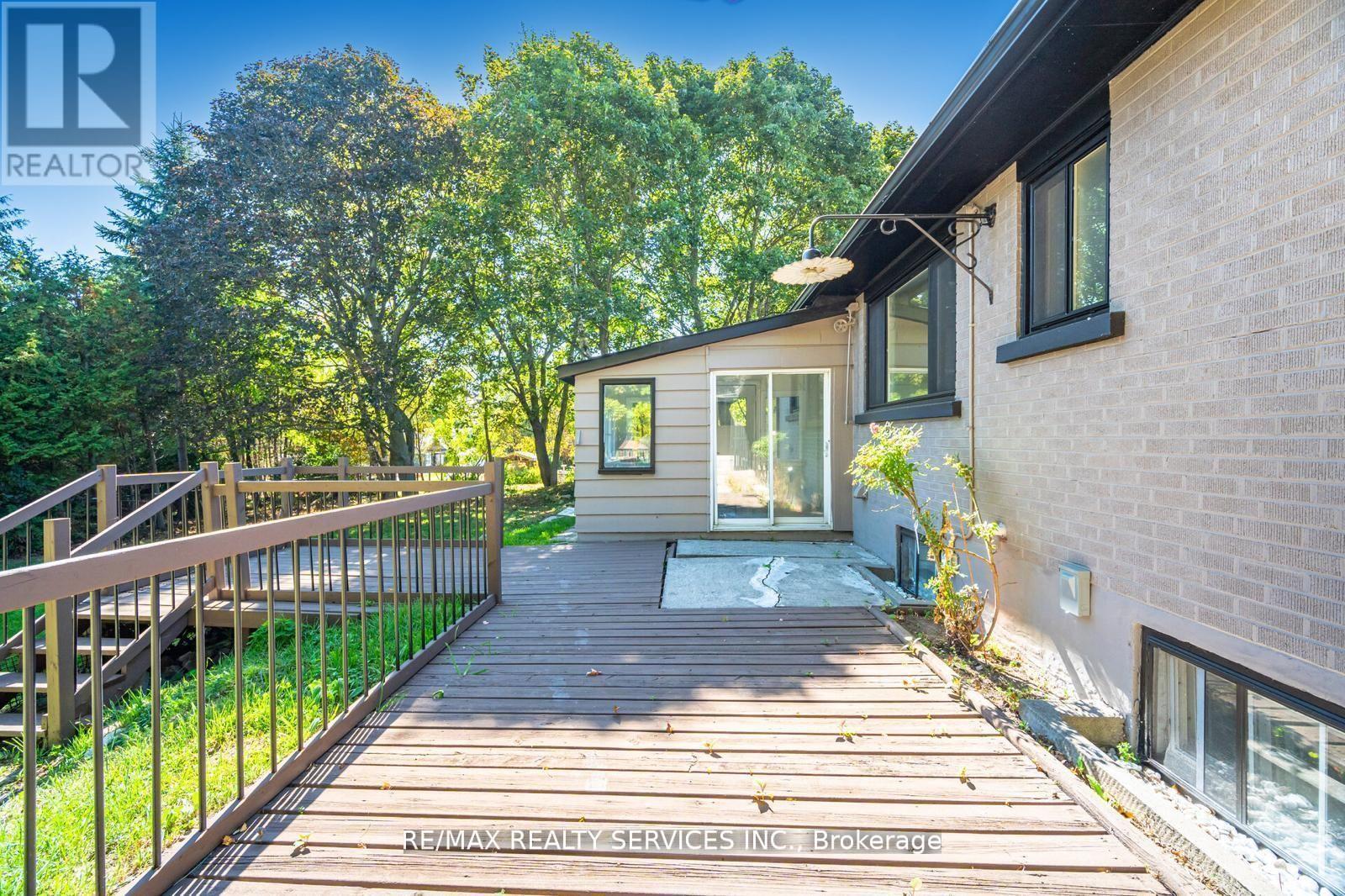 633271 Hwy 10, Mono, ON - Outdoor With Exterior