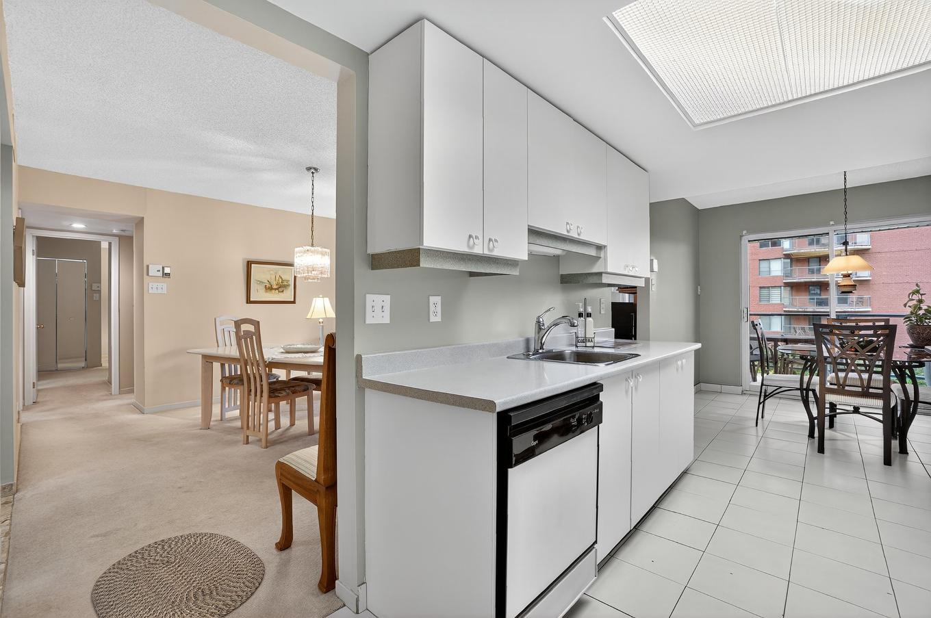 Vue d'ensemble - 306-755 Rue Muir, Montréal (Saint-Laurent), QC - Indoor Photo Showing Kitchen