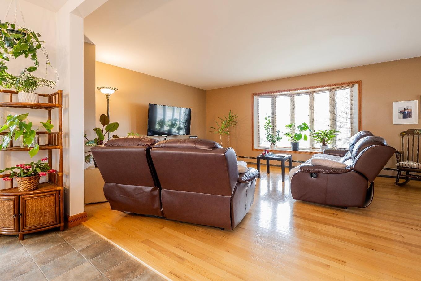 Living room - 1217 Ch. De La Vernière, Les Îles-De-La-Madeleine, QC - Indoor Photo Showing Living Room