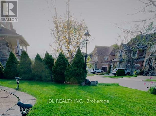 936 Goring Circle, Newmarket, ON - Outdoor