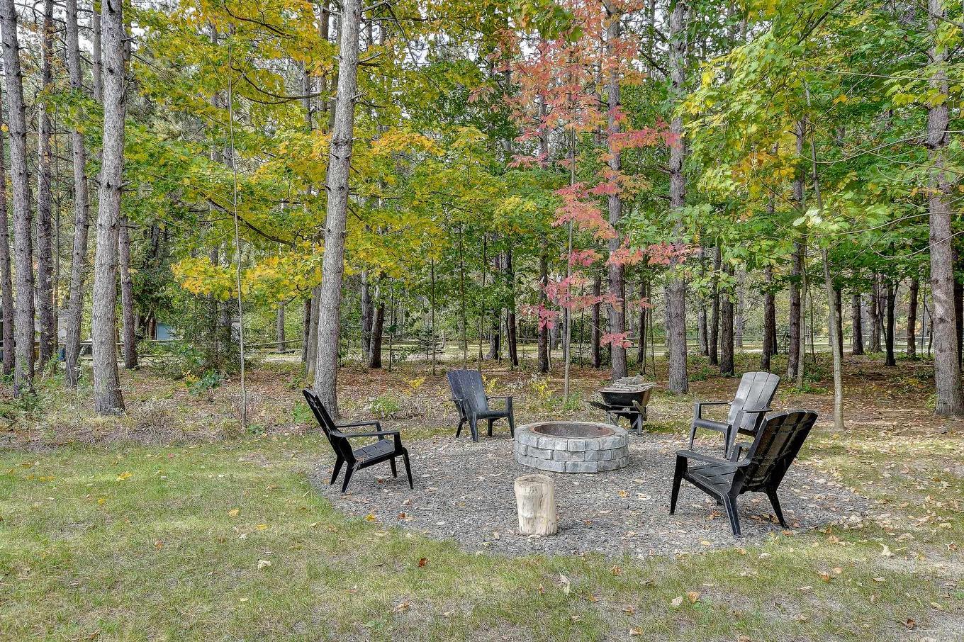 Cour - 1202 Rue Shefford, Bromont, QC - Outdoor