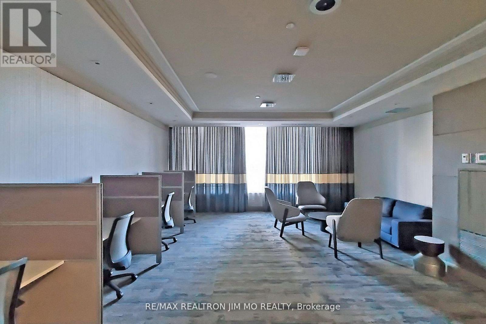 2801 - 15 Water Walk Drive, Markham, ON - Indoor Photo Showing Other Room