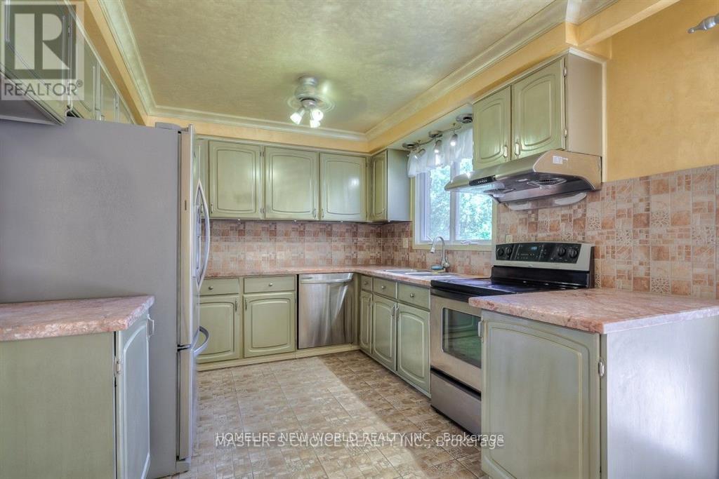 29 Liebeck Crescent, Markham, ON - Indoor Photo Showing Kitchen