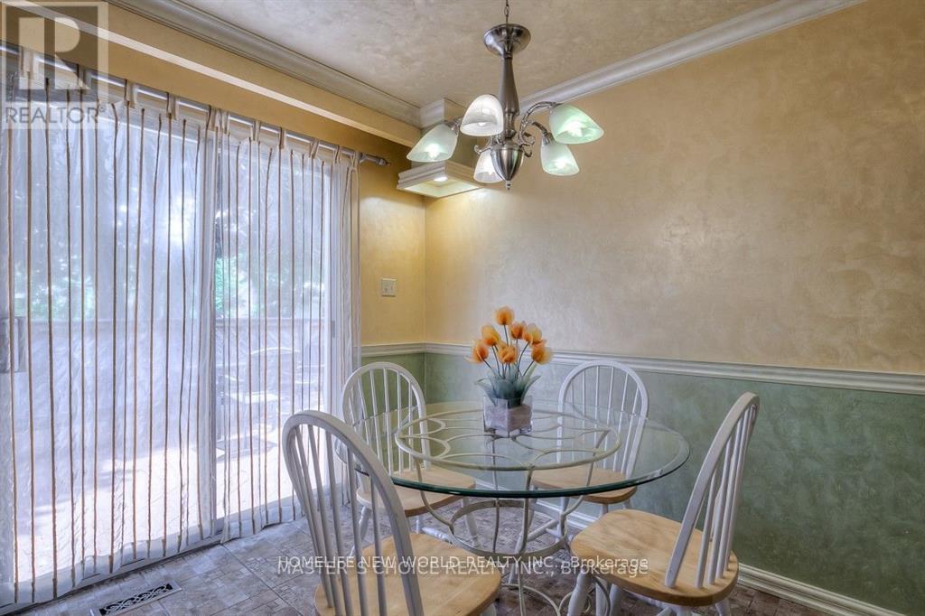 29 Liebeck Crescent, Markham, ON - Indoor Photo Showing Dining Room