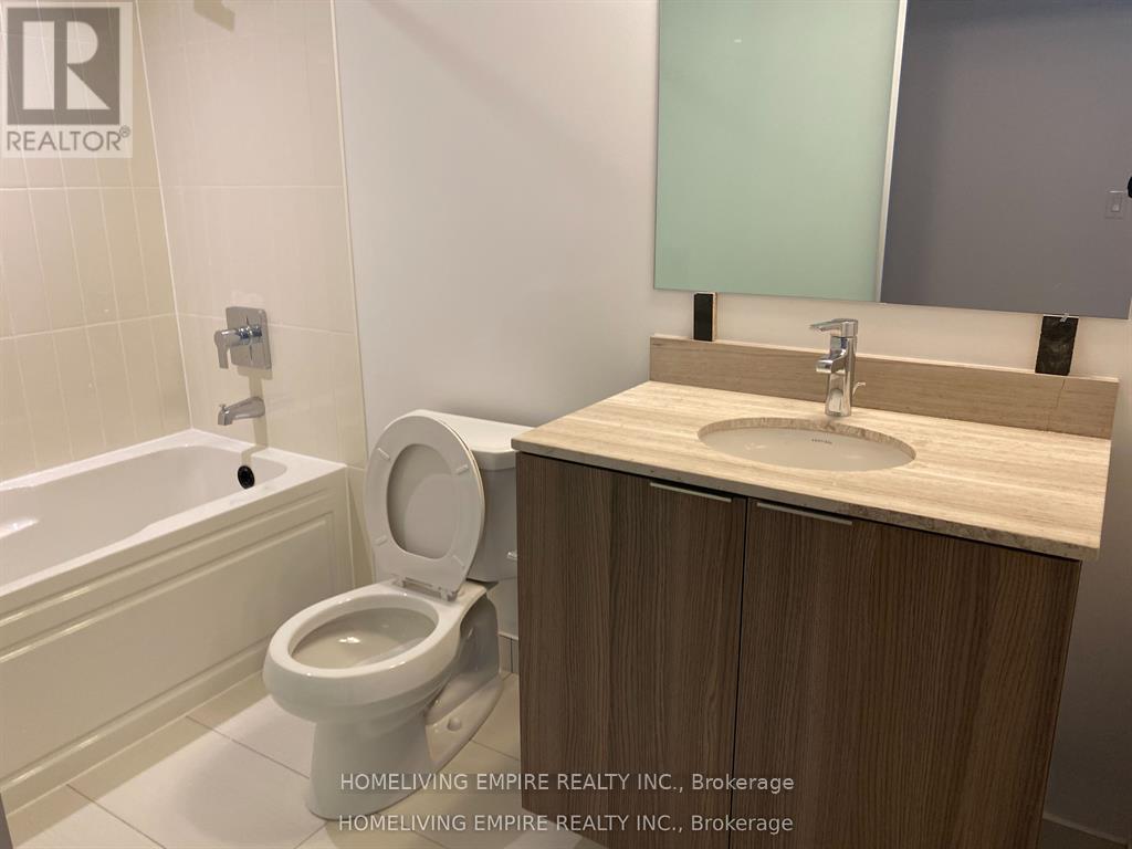 1720 - 955 Bay Street, Toronto, ON - Indoor Photo Showing Bathroom