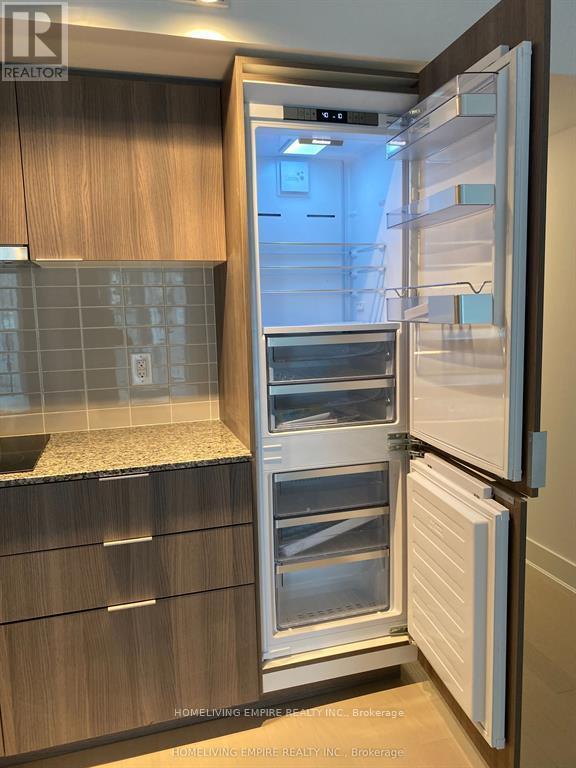 1720 - 955 Bay Street, Toronto, ON - Indoor