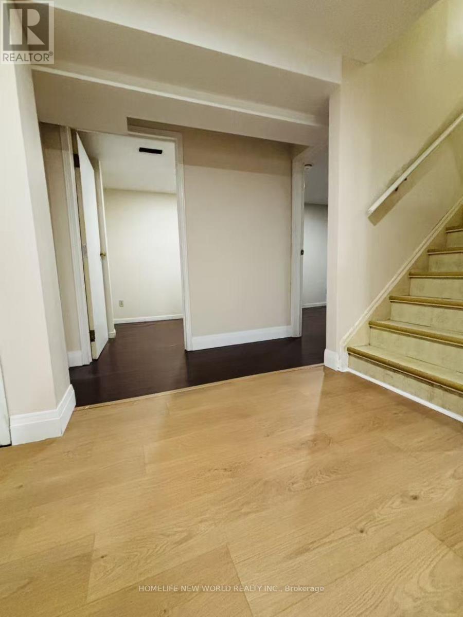 Bsmt - 4260 Wakefield Crescent, Mississauga, ON - Indoor Photo Showing Other Room