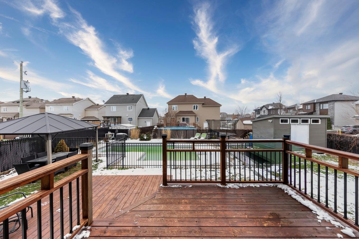 Balcon - 343 Rue Schubert, Saint-Jean-Sur-Richelieu, QC - Outdoor With Exterior