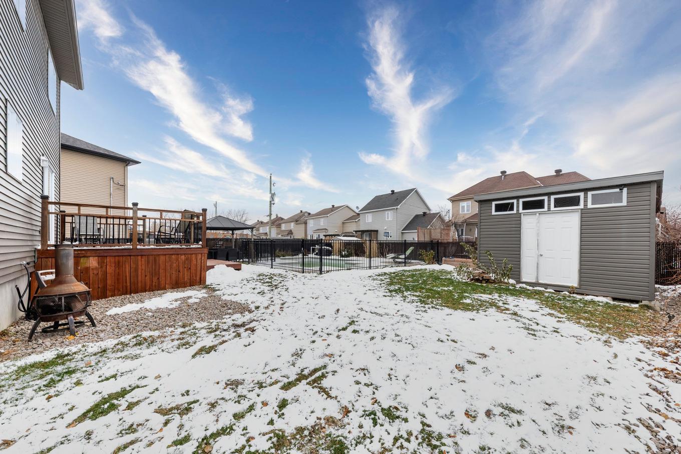 Cour - 343 Rue Schubert, Saint-Jean-Sur-Richelieu, QC - Outdoor With Exterior