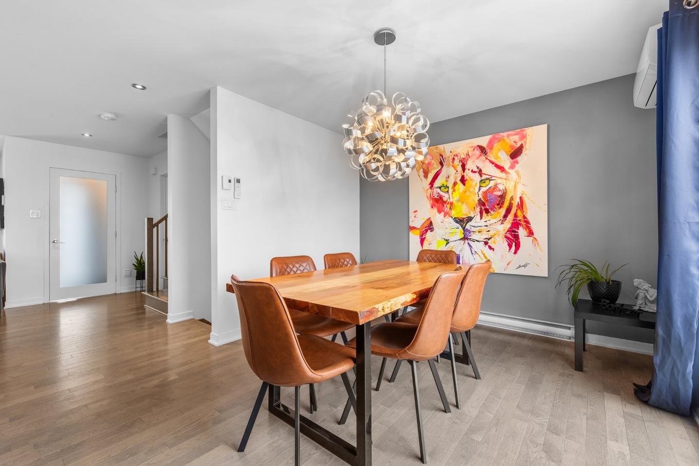 Salle à manger - 343 Rue Schubert, Saint-Jean-Sur-Richelieu, QC - Indoor Photo Showing Dining Room