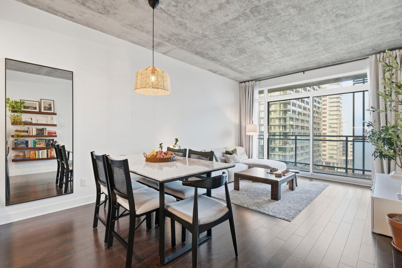 Dining room - 904-5905 Boul. Du Quartier, Brossard, QC - Indoor Photo Showing Dining Room