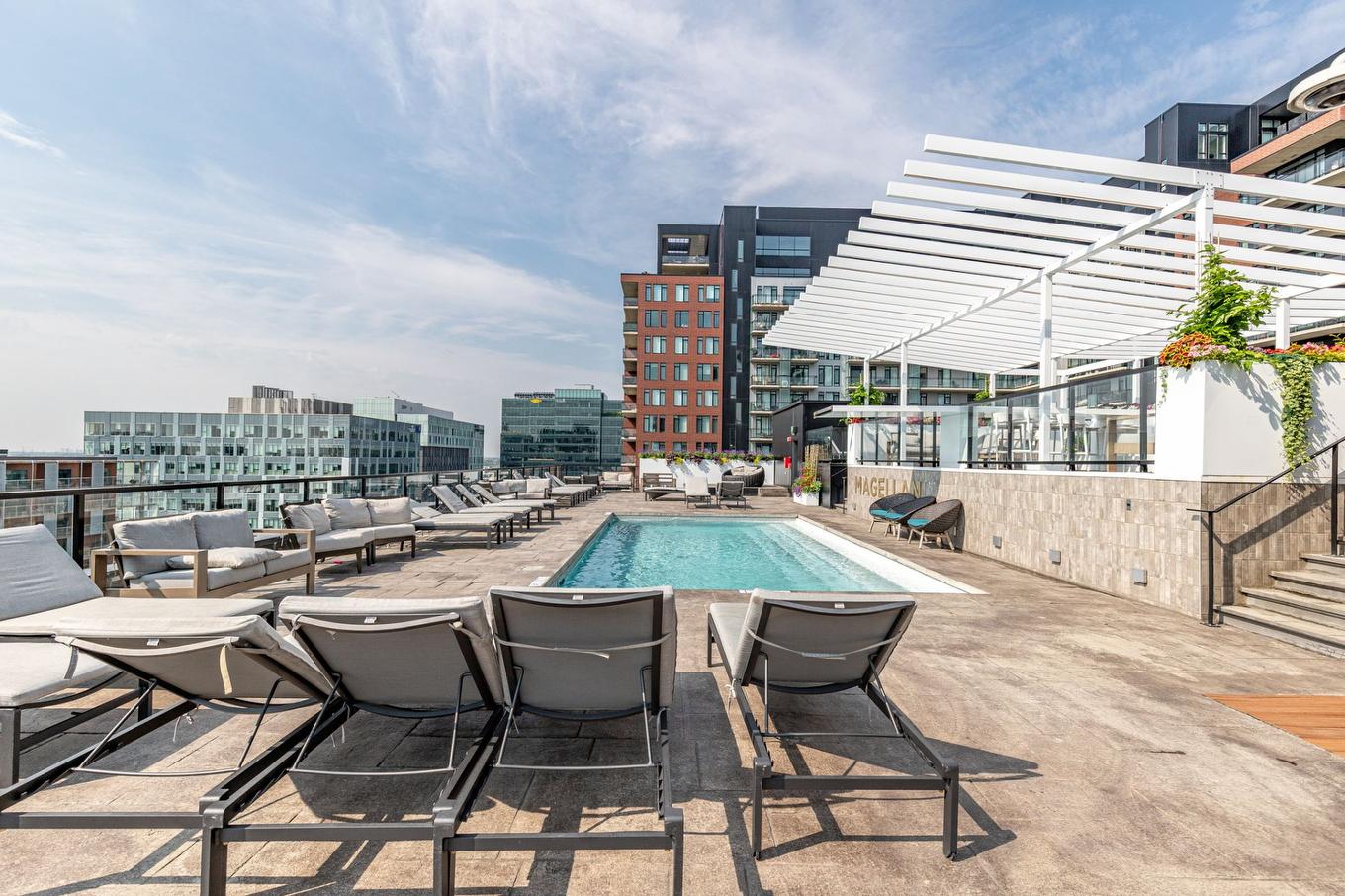 Pool - 904-5905 Boul. Du Quartier, Brossard, QC - Outdoor With In Ground Pool