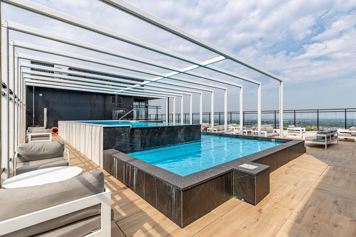 Pool - 904-5905 Boul. Du Quartier, Brossard, QC - Outdoor