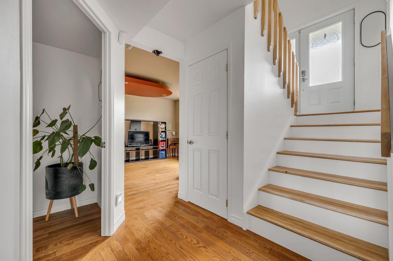 Staircase - 206 Rue Samson, Québec (Les Rivières), QC - Indoor Photo Showing Other Room