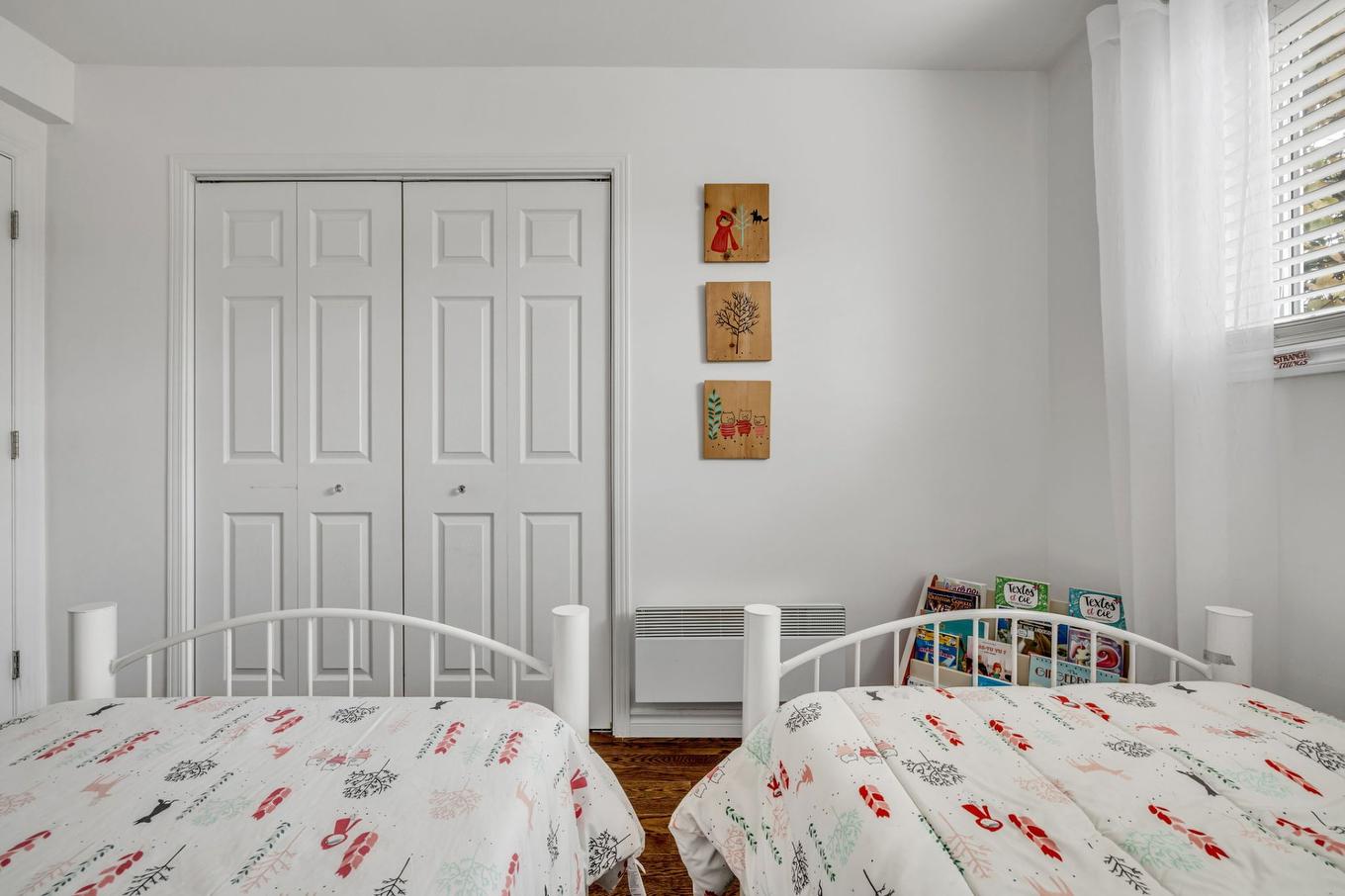 Bedroom - 206 Rue Samson, Québec (Les Rivières), QC - Indoor Photo Showing Bedroom